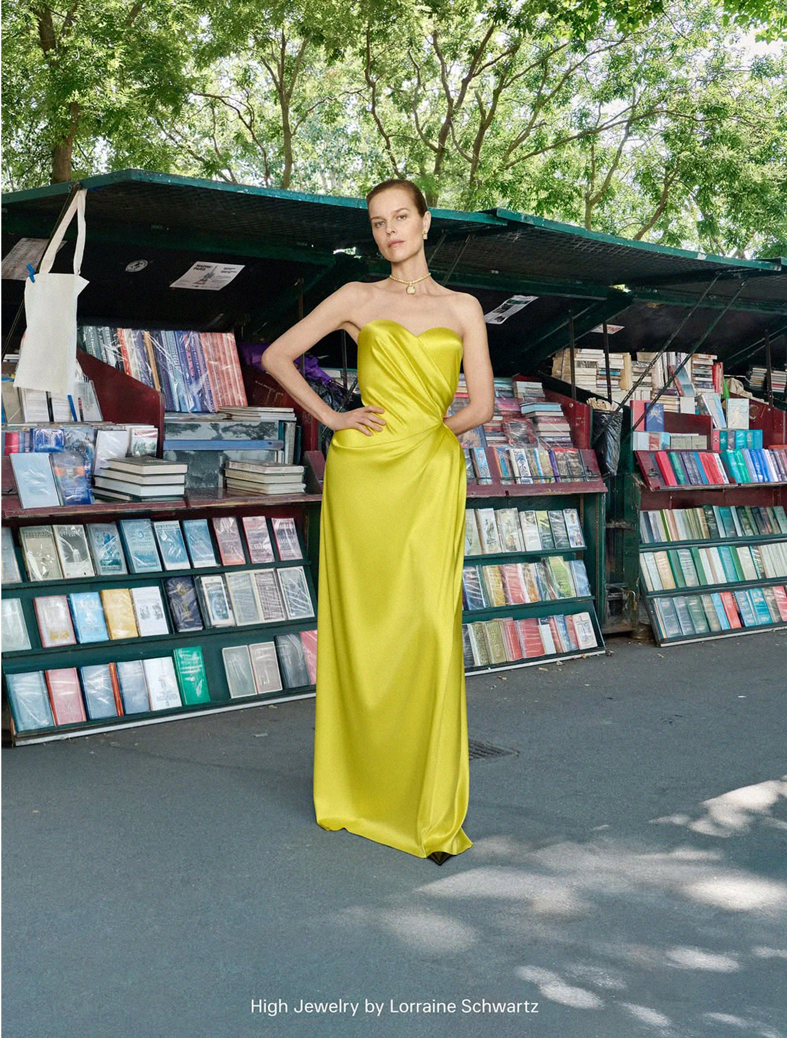 БРЕНД НЕДЕЛИ BALENCIAGA