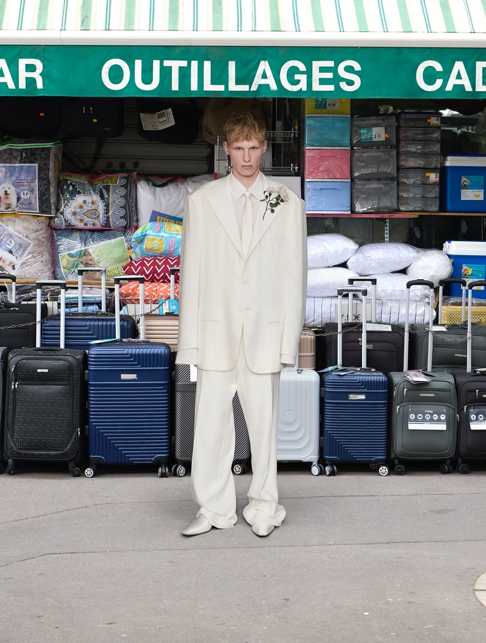 БРЕНД СЕЗОНА BALENCIAGA